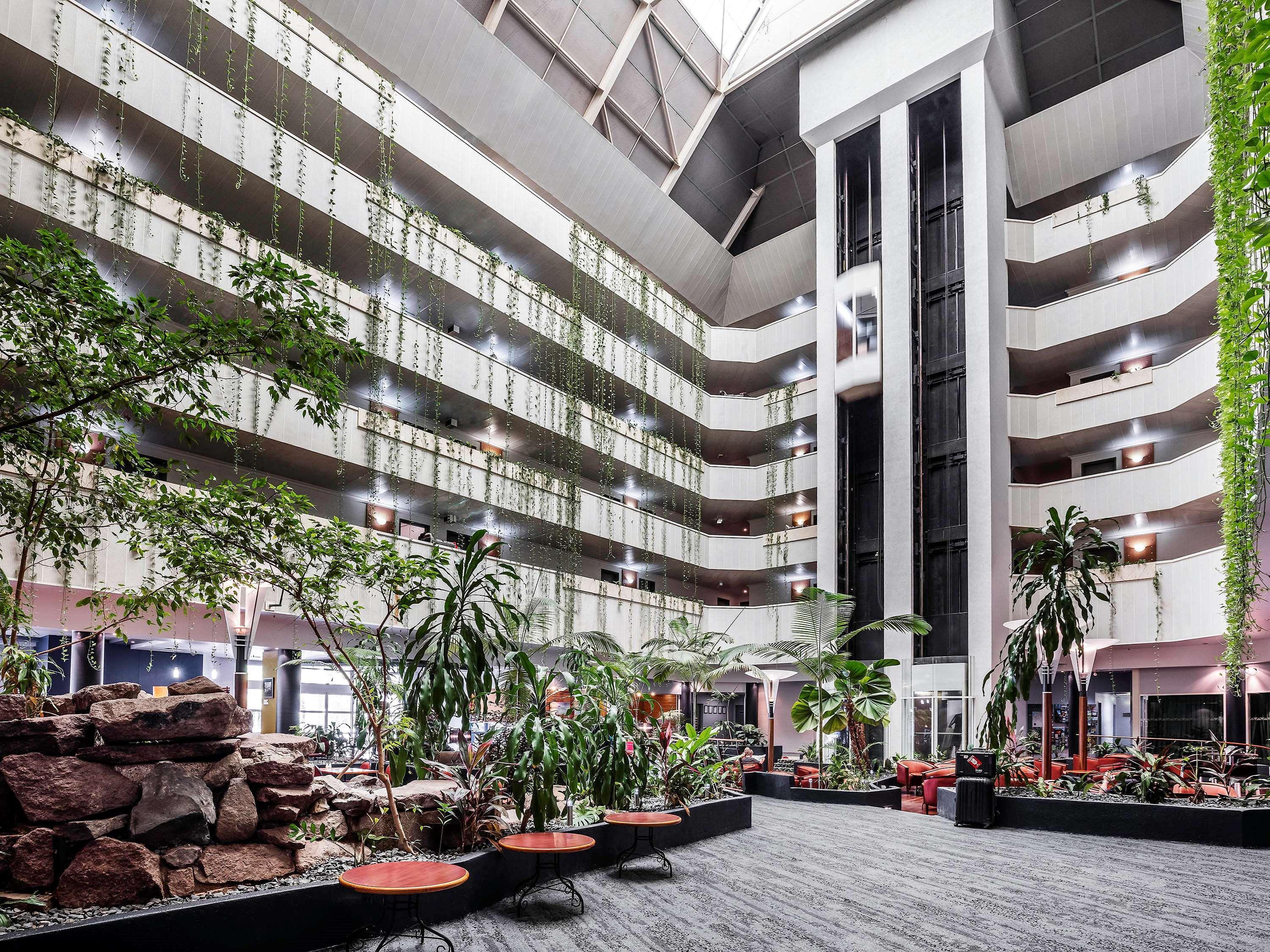 โนโวเทล ดาร์วิน ซีบีดี Hotel ภายนอก รูปภาพ